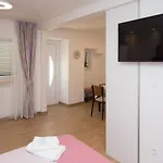 Appartamento Cozy Honeymoon Apartment In The Old Town
